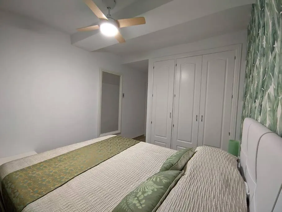 Atico Duplex De Lujo- Casares Costa- Costa Del Sol别墅 0*,  西班牙
